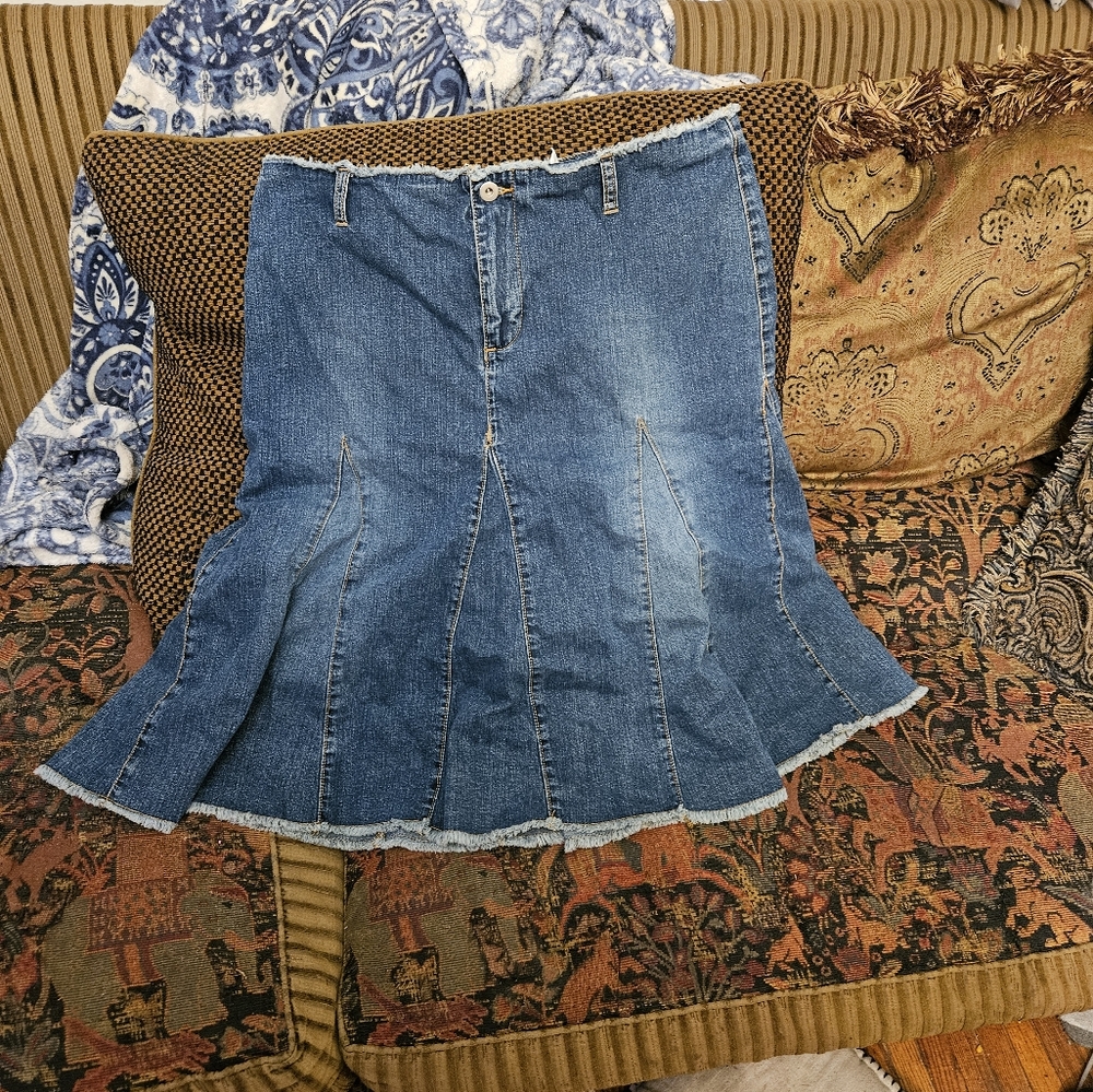 Vintage Old Navy denim Jean skirt size 12